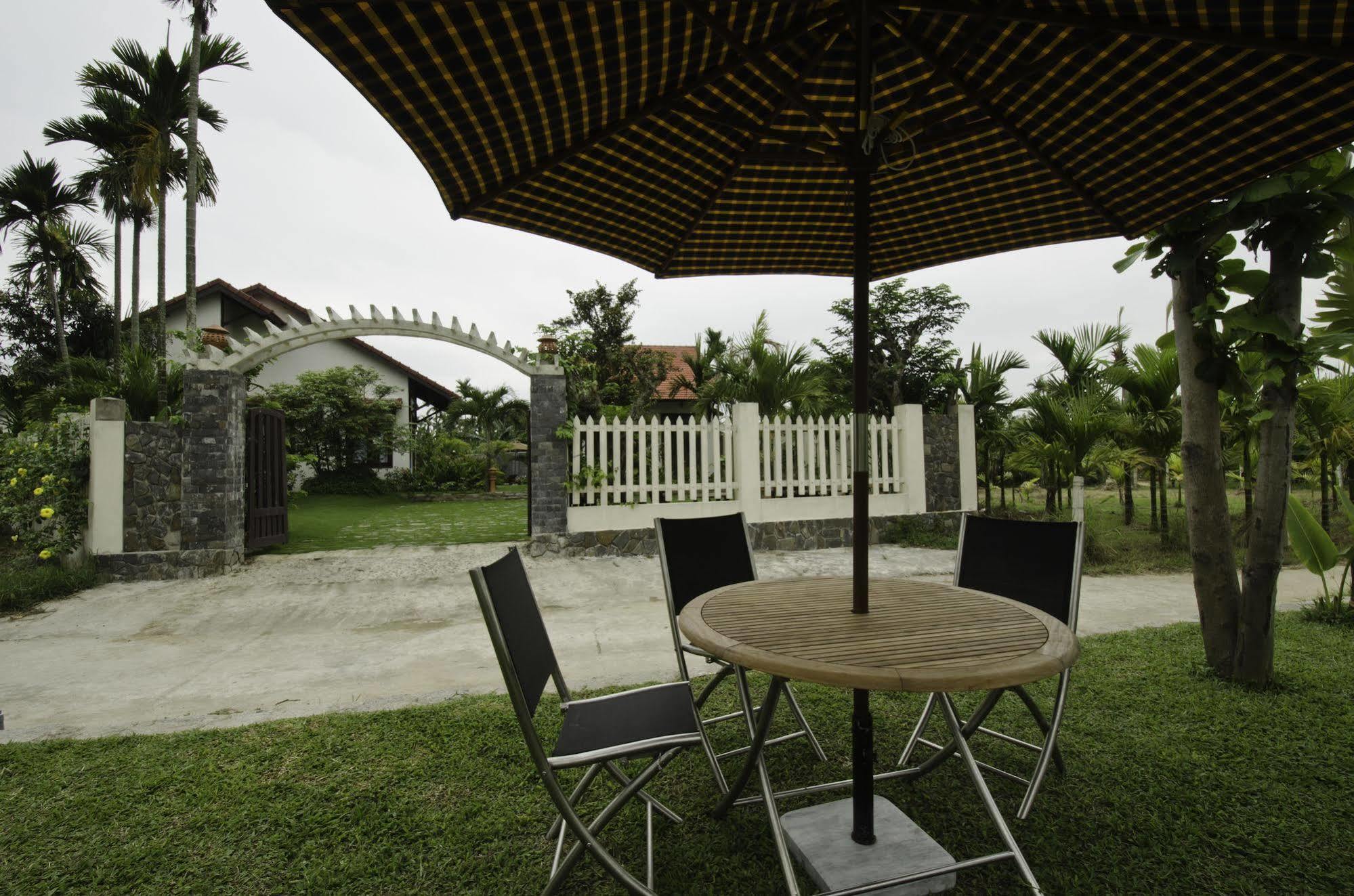 Van Lan Riviera Villas Хой Ан Екстериор снимка